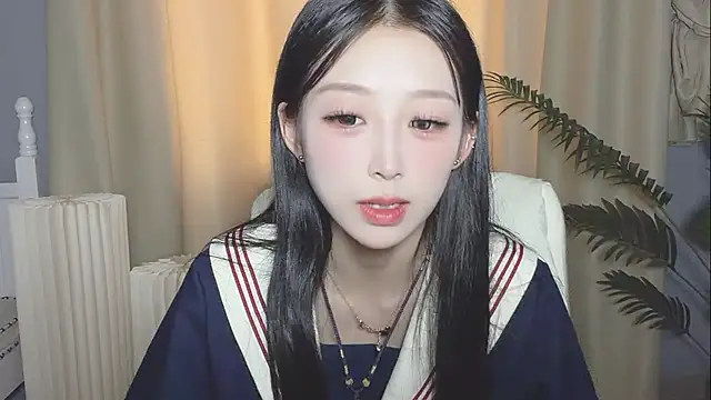 Snapshot of JJ-JIANGJIANG chatting on 06-07-26, 08:40 JJ-JIANGJIANG online show from 06-07-26, 08:40