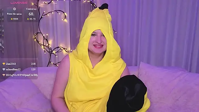 Snapshot of Banana_Bowl chatting on 06-16-26, 05:32 Banana Bowl online show from 06-16-26, 05:32