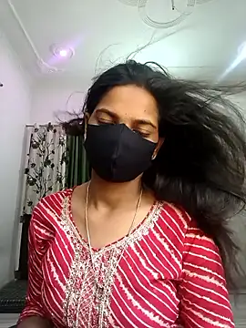 Snapshot of Itz_ishu chatting on 04-25-26, 04:37 Itz ishu online show from 04-25-26, 04:37