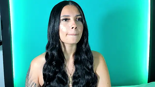 Emma AH online show from 05-01-26, 03:16