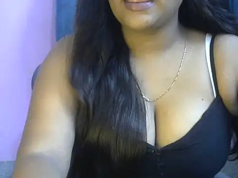 Snapshot of QUEEN-OF-QUEEN chatting on 07-06-26, 06:54 QUEEN-OF-QUEEN online show from 07-06-26, 06:54