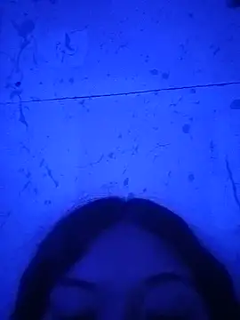 Snapshot of iaraaaa chatting on 05-13-26, 11:33 iaraaaa online show from 05-13-26, 11:33