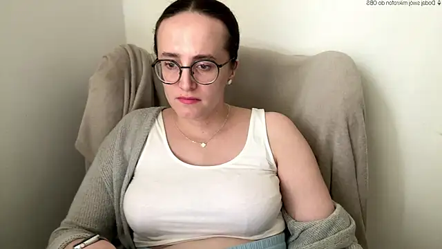 Snapshot of SofiaTease chatting on 05-22-26, 01:50 SofiaTease online show from 05-22-26, 01:50