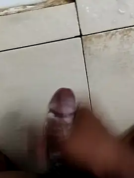 ishan Singh1 online show from 04-11-26, 08:57