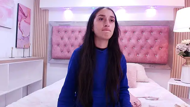 Shy Cherry  online show from 04-07-26, 01:11