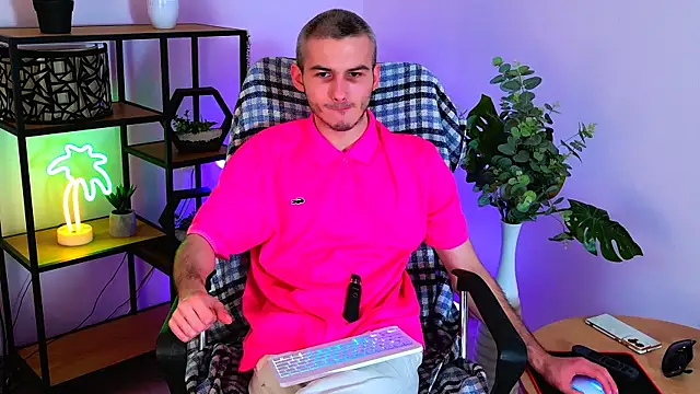 Snapshot of Magic_Storms chatting on 03-14-26, 08:47 Magic Storms online show from 03-14-26, 08:47