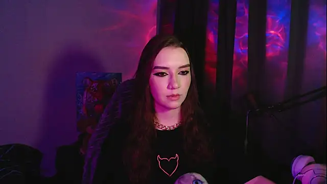 Snapshot of Celia_Sensual_ chatting on 04-13-26, 07:19 Celia Sensual online show from 04-13-26, 07:19