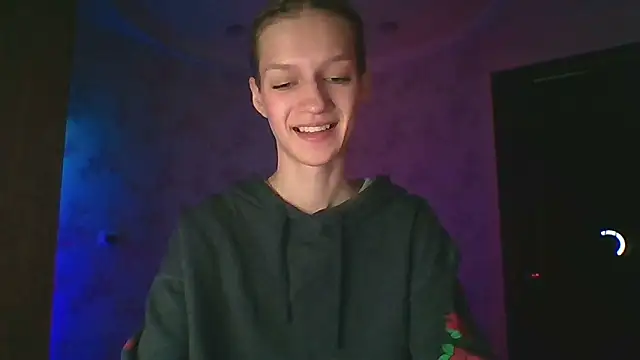 Snapshot of Chrissy_Joyful chatting on 04-30-26, 05:03 Chrissy Joyful online show from 04-30-26, 05:03