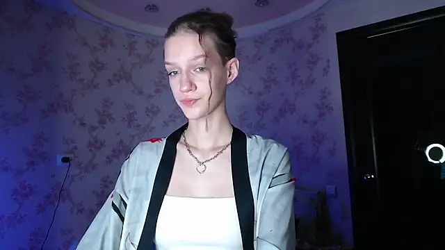 Snapshot of Chrissy_Joyful chatting on 07-11-26, 05:10 Chrissy Joyful online show from 07-11-26, 05:10