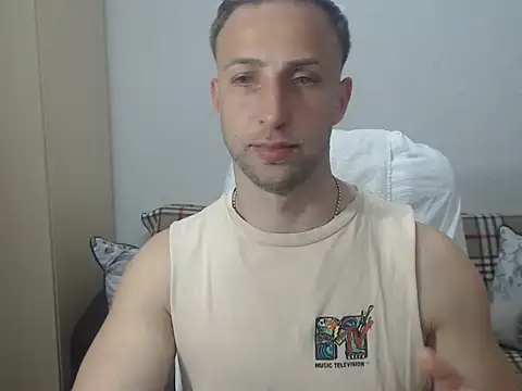 BlondEagleMuscle online show from 06-19-26, 08:45