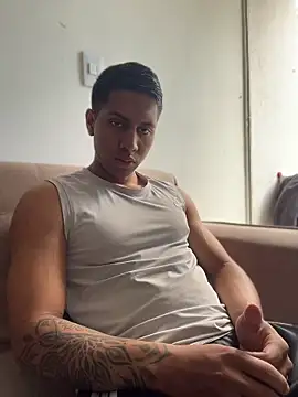 Paulcreewx online show from 04-17-26, 06:00