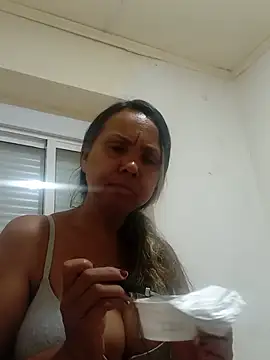 Snapshot of Jogador56 chatting on 07-16-26, 01:44 Jogador56 online show from 07-16-26, 01:44