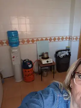 ManuelaX online show from 02-22-26, 10:47