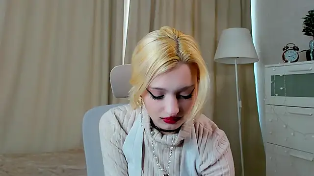 KatherinaFissell online show from 03-09-26, 10:52