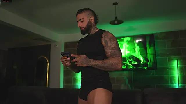 Snapshot of Eros_Dark_ chatting on 03-30-26, 10:33 Eros Dark online show from 03-30-26, 10:33
