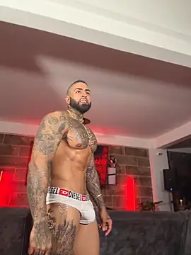 Snapshot of Eros_Dark_ chatting on 07-12-26, 10:56 Eros Dark online show from 07-12-26, 10:56