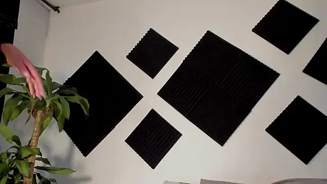 Emily Rousess online show from 03-22-26, 11:02