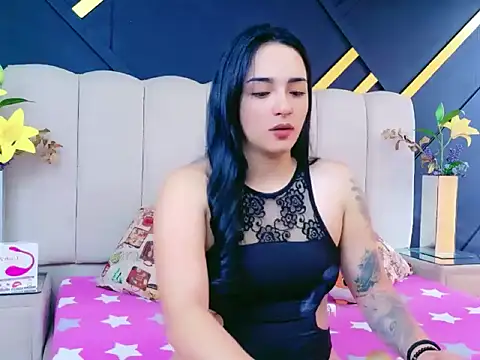 IsadoraSmit online show from 04-25-26, 01:03