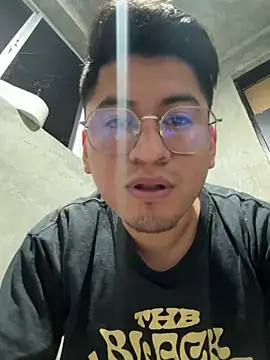 GoldenM95 online show from 04-13-26, 03:45