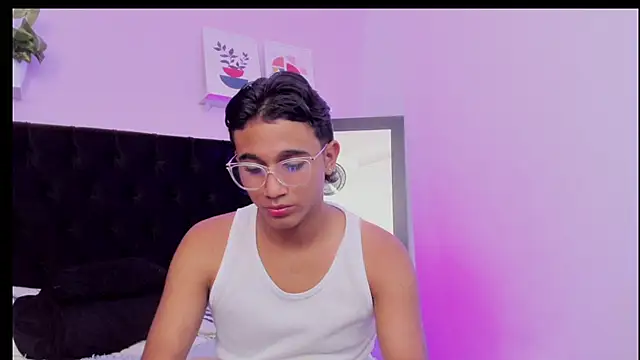 Morgan Bladee online show from 04-11-26, 05:01