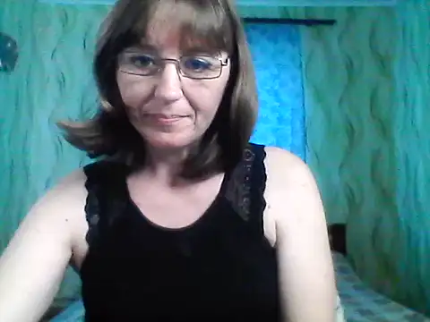 Snapshot of Alisaprice077 chatting on 04-13-26, 07:36 Alisaprice077 online show from 04-13-26, 07:36