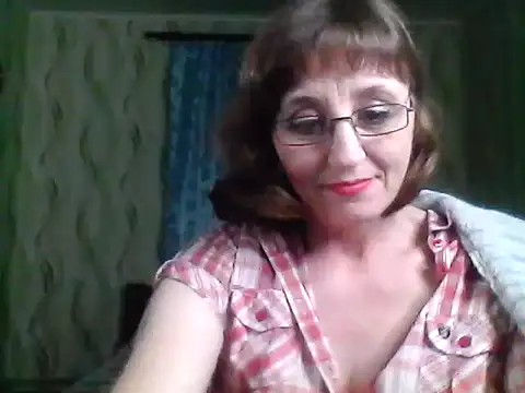 Snapshot of Alisaprice077 chatting on 04-15-26, 07:58 Alisaprice077 online show from 04-15-26, 07:58