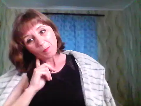 Snapshot of Alisaprice077 chatting on 04-19-26, 07:29 Alisaprice077 online show from 04-19-26, 07:29