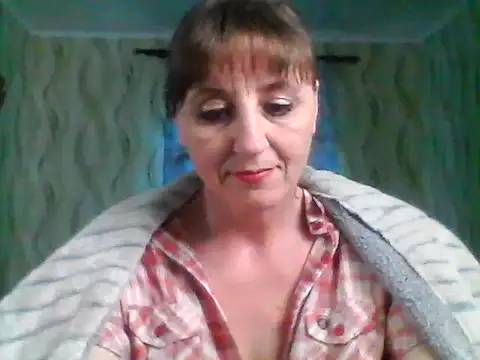 Snapshot of Alisaprice077 chatting on 04-25-26, 02:36 Alisaprice077 online show from 04-25-26, 02:36