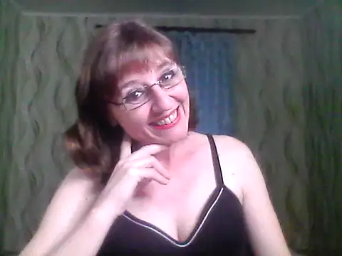Snapshot of Alisaprice077 chatting on 05-20-26, 03:07 Alisaprice077 online show from 05-20-26, 03:07