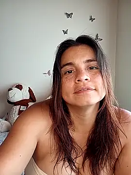 Snapshot of BettyBoo_w chatting on 04-29-26, 05:30 BettyBoo w online show from 04-29-26, 05:30