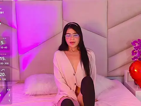 OliviaDiaz online show from 03-08-26, 01:59