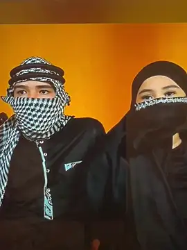 Snapshot of T__bah chatting on 04-06-26, 09:32 T bah online show from 04-06-26, 09:32