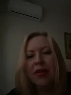 JanieLight53 online show from 05-15-26, 11:34