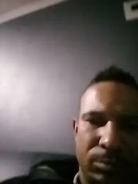 Snapshot of mr2nice2 chatting on 07-06-26, 05:15 mr2nice2 online show from 07-06-26, 05:15