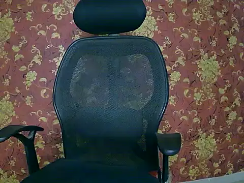 Rosy-Girl online show from 04-03-26, 12:25