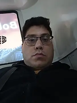Snapshot of jimmycardozo chatting on 06-09-26, 02:06 jimmycardozo online show from 06-09-26, 02:06