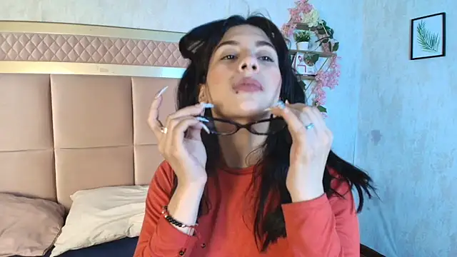 Madii  online show from 03-08-26, 12:53