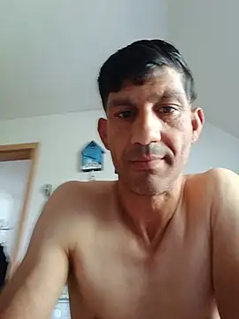 Snapshot of denyscasian chatting on 06-18-26, 01:48 denyscasian online show from 06-18-26, 01:48