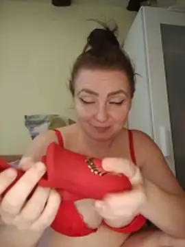 Bella-Monroe online show from 04-15-26, 04:36