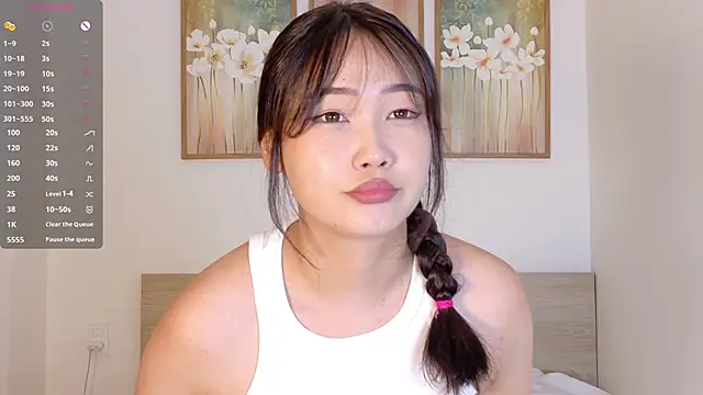 pinkyblooom online show from 04-04-26, 09:40