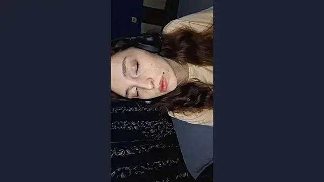 CindyLight online show from 05-04-26, 04:25