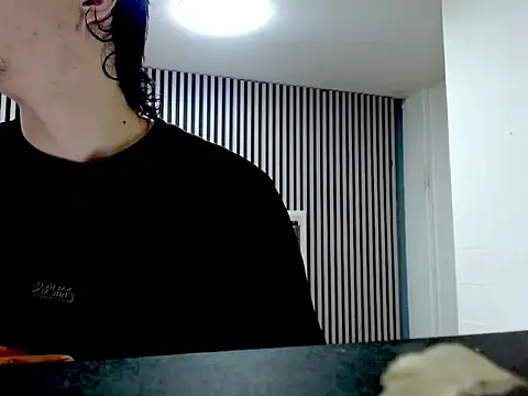 Snapshot of Alex_Wolft chatting on 05-06-26, 11:37 Alex Wolft online show from 05-06-26, 11:37