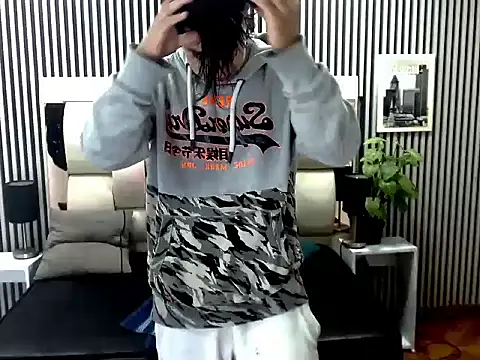 Snapshot of Alex_Wolft chatting on 05-12-26, 11:51 Alex Wolft online show from 05-12-26, 11:51