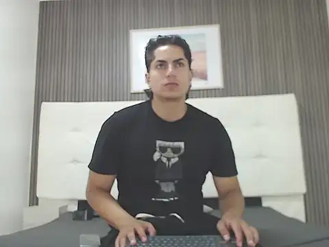 Snapshot of Alex_Wolft chatting on 07-16-26, 09:59 Alex Wolft online show from 07-16-26, 09:59