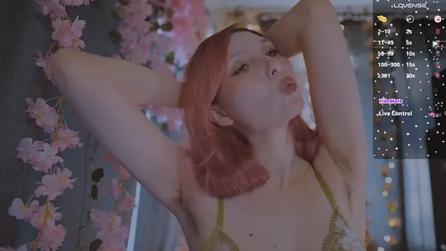 Snapshot of x__sexykitten666__x chatting on 08-05-26, 04:21 x sexykitten666 x online show from 08-05-26, 04:21