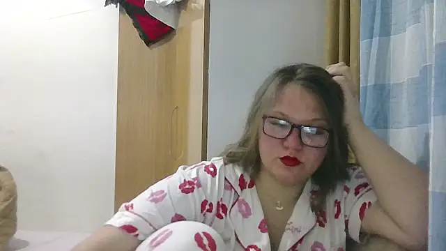 MuseChic Wild online show from 05-11-26, 10:51