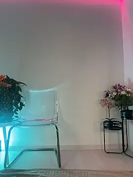 Snapshot of ScarletFlameee chatting on 05-08-26, 05:57 ScarletFlameee online show from 05-08-26, 05:57