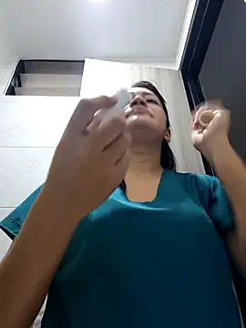 Snapshot of Dr_Edna_naughty chatting on 05-16-26, 02:27 Dr Edna naughty online show from 05-16-26, 02:27