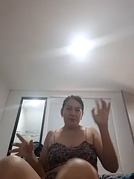 Snapshot of Dr_Edna_naughty chatting on 05-20-26, 12:22 Dr Edna naughty online show from 05-20-26, 12:22