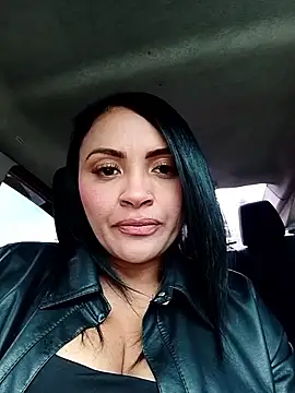 Snapshot of EstrellaSmmith chatting on 05-24-26, 03:39 EstrellaSmmith online show from 05-24-26, 03:39